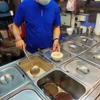 Hygienic stall all desserts are covered at 115 Tang Shui - 一一五糖水 in Central Singapore