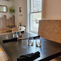 Relaxing area at SAUG.E cuisine végane in Sherbrooke