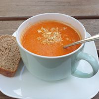 Red pepper soup with Cashews and bread at Cup der guten Hoffnung in Halle