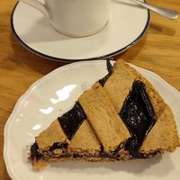 The blackberry pie at Eutopia in Milan