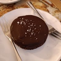 Vegan chocolate cake at Eutopia in Milan