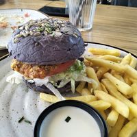 Hamburguesa de no pollo at Bone Free  in Costa Da Caparica