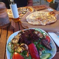 Salat mit Grillgemüse und Balsamicodressing at Olive in Giessen