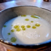 Cauliflower soup with parsley oil at Zwadderkotmolen in Oudenaarde