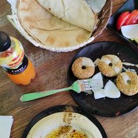 Hummus and heavenly falafel at Eşter in Gaziantep