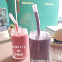 Smoothies at Crisp in Roatan