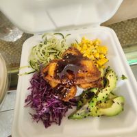 Veggies, fried tofu, rice at Crisp in Roatan