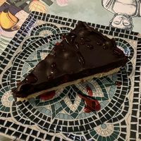 Tarta crujiente de chocolate  at Shangri-La in Merida