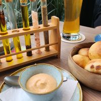 "Starter" versch. Öle und Gewürze, Aioli Brötchen at Strandpieper in Norderney