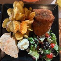  at Treis Laloun -Τρεις Λαλούν in Athens