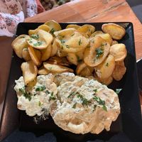  at Treis Laloun -Τρεις Λαλούν in Athens