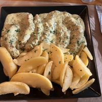   at Treis Laloun -Τρεις Λαλούν in Athens