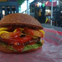 Veganizame con aros de cebolla at Veganízame in Toluca