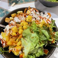 Veganer spicy tropical tofu bowl   at Ma‘loa in Nuremberg