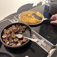 Hash browns   at Riders Restaurant  in Laax