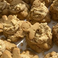 Gingerbread cinnamon  at Maple & Dough in Guisborough