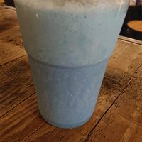 Blue Moon vegan "Milk" Shake - 6€ at Mamaona in Montpellier
