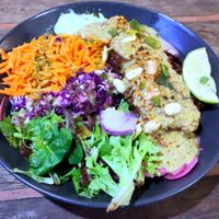 Bali's memory bowl with vegan tenders at Mamaona in Montpellier