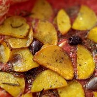 Pizza marinara con patate   at Ristorante Pizzeria Bellavie in Pompei