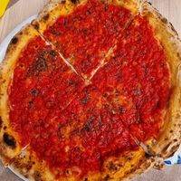 Vg pizza marinara at Ristorante Pizzeria Bellavie in Pompei