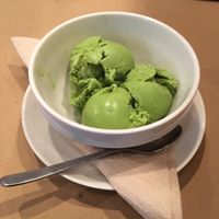 vegan matcha ice cream at Cocina Vegetariana Internacional in Madrid