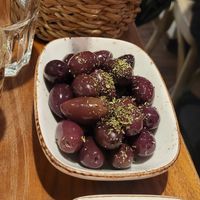 Port. Oliven #Veganuary at Oh my Greek! in Zurich