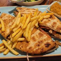 Vegi Club Sandwich ohne Käse mit Melitzanosalata (Auberginen Dip) #Veganuary at Oh my Greek! in Zurich