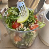 ensalada fresca  at Fangas Veg in Coimbra