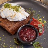 Banana bread brunch at Common Ground in North London