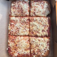 medium vegan cheese deep dish   at Cottage Inn Pizza in Warren