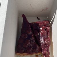 Vegane Kirsch Käsekuchen 🍒  at Bahi in Bregenz