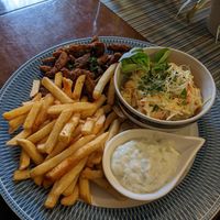 "Turkish plate" - vegan kebab with fries and coleslaw at Wegeneracja in Opole