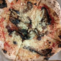 Pizza melanzane with added olives at Razzo Pizza Napoletana in Edinburgh