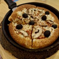 Vegan pan olive and mushroom pizza at Pizza Hut in Funchal