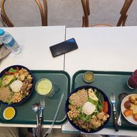 La table at Crispy Fresh in Seoul