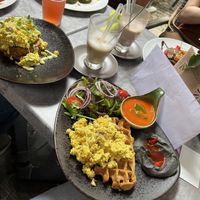 Shashuka Waffel und Stulle  at Verde in Karlsruhe