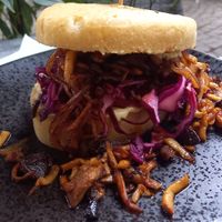 Pulled shroom burger at Verde in Karlsruhe