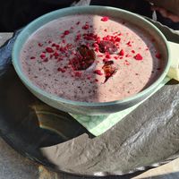 PflaumenMilchreis mit etwas Zimt at Verde in Karlsruhe