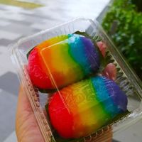 The rainbow 🌈 Ang Ku Kueh at Ji Xiang Confectionery 吉祥食品 - Bugis in Central Singapore
