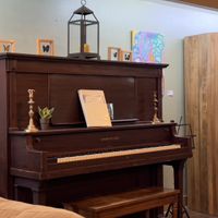 ☺️  at Elder Apothecary in Ashland