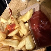 fries #Veganuary at Maoz - Damrak in Amsterdam