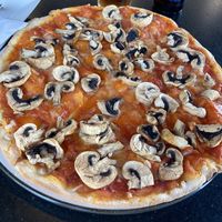   at Angelo's Pizza in Somo