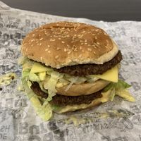 Their ‘Famous Burger’ but you know what they are trying to mimic here 😉  at Odd Burger in Waterloo