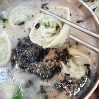 Tteok Mandu Soup 떡만두국 - close-up at Daom Noodle 다옴국수 in Seoul