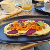 Hummus bread at BYOKO in Malaga