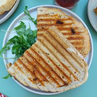  at Taylor's Cafe in Brussels