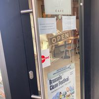  at Taylor's Cafe in Brussels