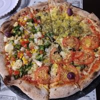 Marguerita, Três Queijos e Vegetariana at Don Diovani in Balneario Picarras