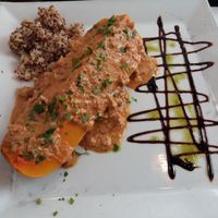 Calabaza al horno con salsa de frutos secos y guarnicion de quinoa. at Vegetariano El Calafate in Malaga