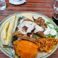 Vegan kebab plate at Gaia Kitchen in Vienna